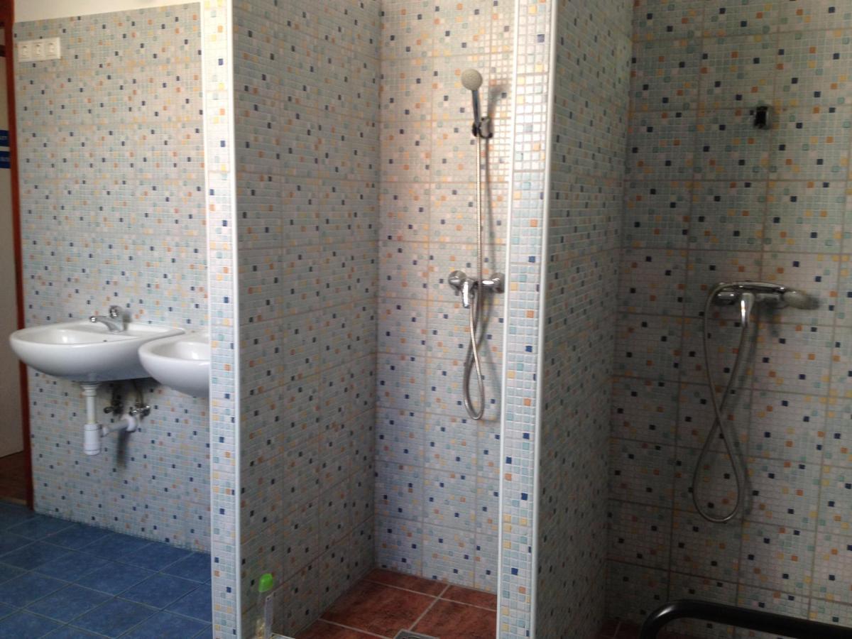 Goencoelhaz Hostel Vác Εξωτερικό φωτογραφία